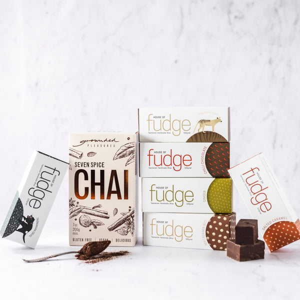 Winter Gift Pack 6 Fudges & Drinking Chocolate | House of Fudge | Gourmet Hamper
